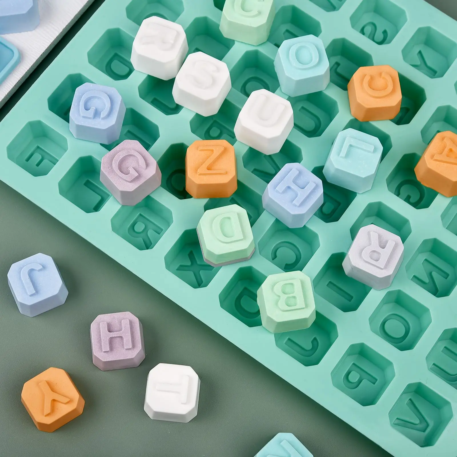 Molde de silicone com 48 letra - Soap Making Handmade avaliação e preço